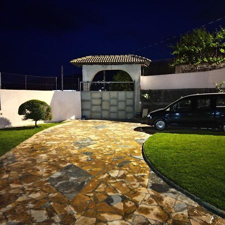 Shena Guest House Гирокастра Экстерьер фото