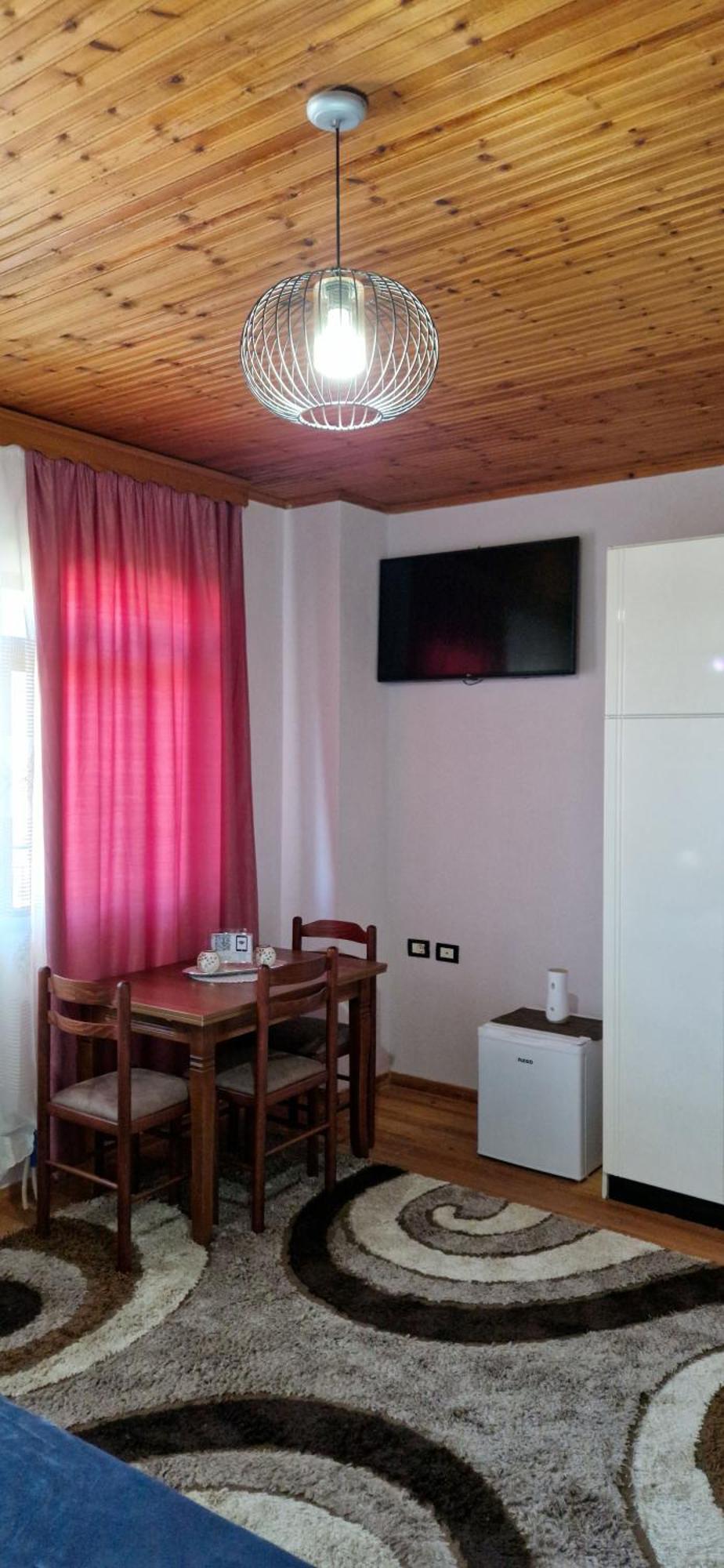 Shena Guest House Гирокастра Экстерьер фото