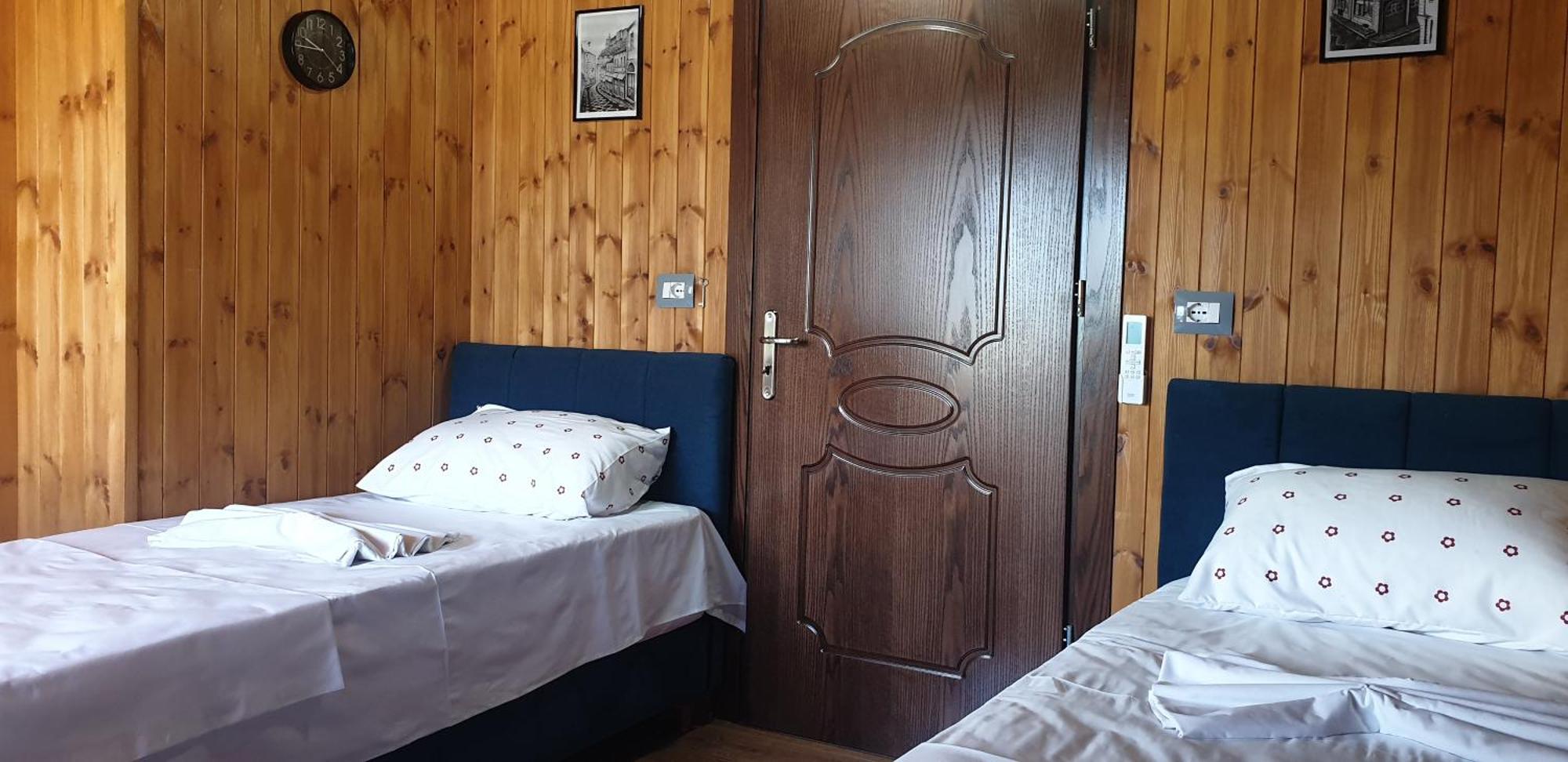 Shena Guest House Гирокастра Экстерьер фото