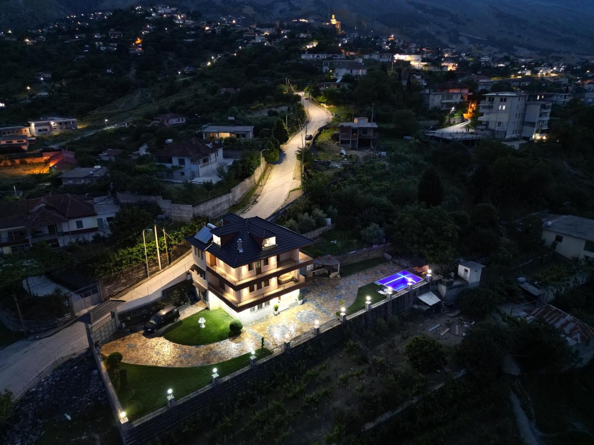 Shena Guest House Гирокастра Экстерьер фото