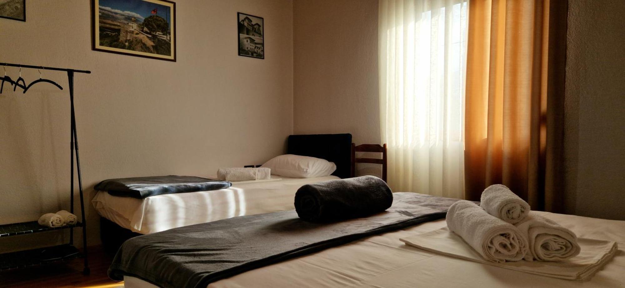 Shena Guest House Гирокастра Экстерьер фото